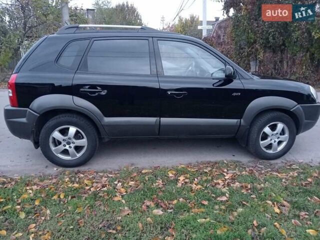 Хендай Туксон 2008 у Вінниці на Automoto.ua Чорний Хендай Туксон, об'ємом двигуна 1.98 л та пробігом 175 тис. км за 8800 $, фото 8 на Automoto.ua