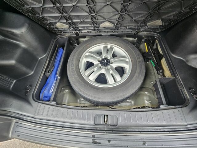 Чорний Хендай Туксон, об'ємом двигуна 2 л та пробігом 186 тис. км за 8300 $, фото 19 на Automoto.ua