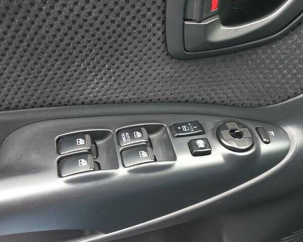 Черный Хендай Туксон, объемом двигателя 2 л и пробегом 168 тыс. км за 9000 $, фото 30 на Automoto.ua