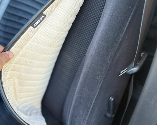 Хендай Туксон 2008 в Радехове на Automoto.ua Черный Хендай Туксон, объемом двигателя 1.98 л и пробегом 370 тыс. км за 7350 $, фото 55 на Automoto.ua