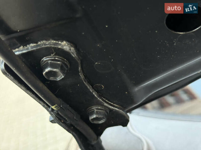 Чорний Хендай Туксон, об'ємом двигуна 2 л та пробігом 156 тис. км за 7850 $, фото 55 на Automoto.ua