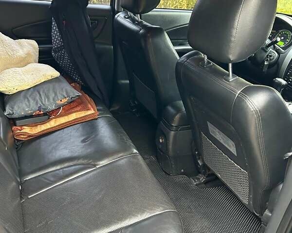 Хендай Туксон 2008 в Богодухове на Automoto.ua Черный Хендай Туксон, объемом двигателя 1.98 л и пробегом 268 тыс. км за 8500 $, фото 6 на Automoto.ua