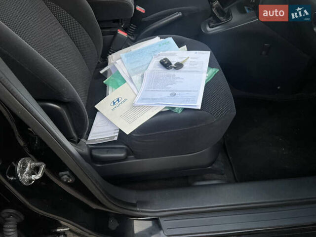Черный Хендай Туксон, объемом двигателя 2 л и пробегом 276 тыс. км за 7450 $, фото 36 на Automoto.ua