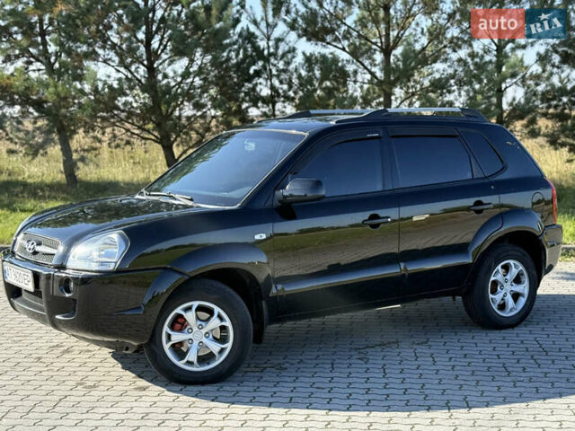 Хендай Туксон 2008 в Радехове на Automoto.ua Черный Хендай Туксон, объемом двигателя 1.98 л и пробегом 370 тыс. км за 7350 $, фото 8 на Automoto.ua