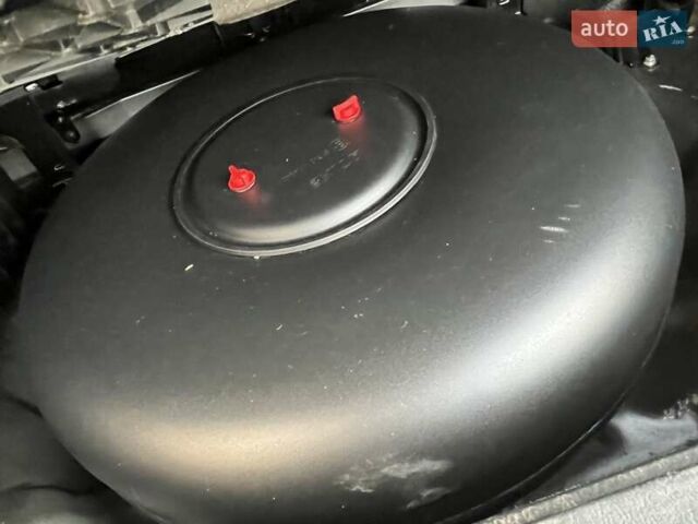 Черный Хендай Туксон, объемом двигателя 1.98 л и пробегом 185 тыс. км за 8500 $, фото 43 на Automoto.ua
