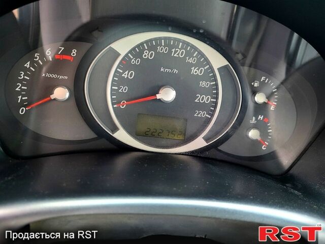 Черный Хендай Туксон, объемом двигателя 2 л и пробегом 223 тыс. км за 7500 $, фото 7 на Automoto.ua