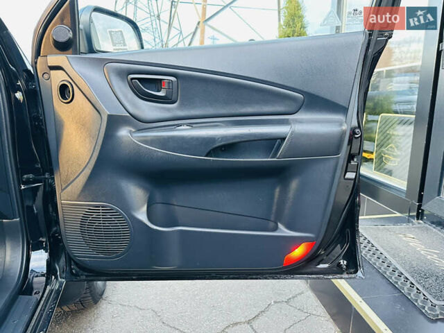 Чорний Хендай Туксон, об'ємом двигуна 2 л та пробігом 186 тис. км за 8300 $, фото 23 на Automoto.ua