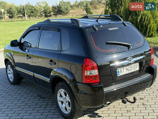 Хендай Туксон 2008 в Радехове на Automoto.ua Черный Хендай Туксон, объемом двигателя 1.98 л и пробегом 370 тыс. км за 7350 $, фото 22 на Automoto.ua