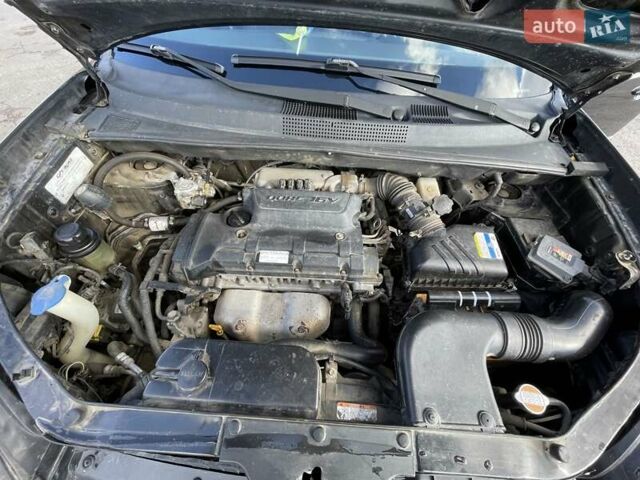 Хендай Туксон 2008 в Балаклее на Automoto.ua Черный Хендай Туксон, объемом двигателя 1.98 л и пробегом 257 тыс. км за 8500 $, фото 13 на Automoto.ua