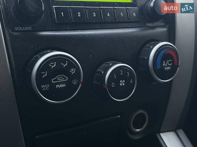 Хендай Туксон 2008 у Києві на Automoto.ua Чорний Хендай Туксон, об'ємом двигуна 2 л та пробігом 110 тис. км за 8750 $, фото 23 на Automoto.ua