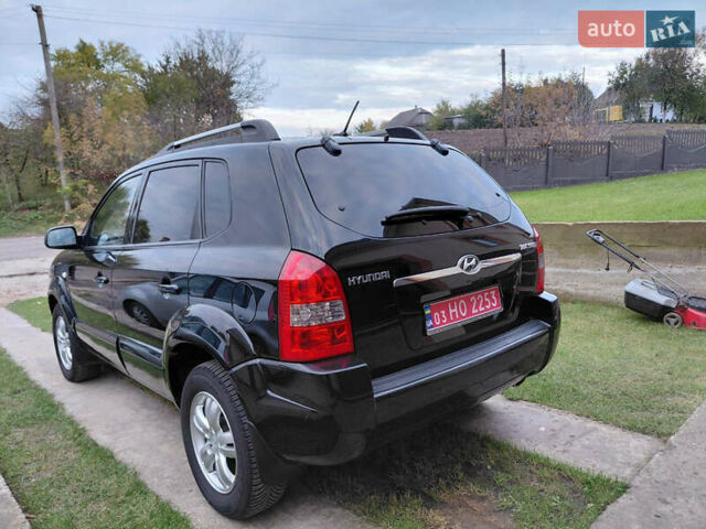 Чорний Хендай Туксон, об'ємом двигуна 0 л та пробігом 165 тис. км за 7600 $, фото 3 на Automoto.ua