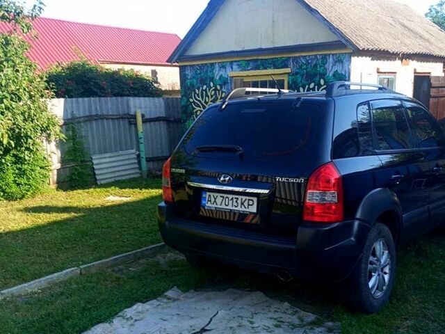 Черный Хендай Туксон, объемом двигателя 2 л и пробегом 0 тыс. км за 7500 $, фото 2 на Automoto.ua