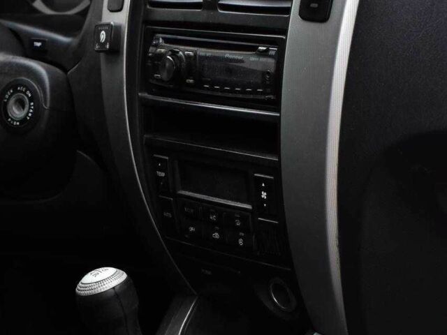 Чорний Хендай Туксон, об'ємом двигуна 2 л та пробігом 204 тис. км за 8650 $, фото 14 на Automoto.ua