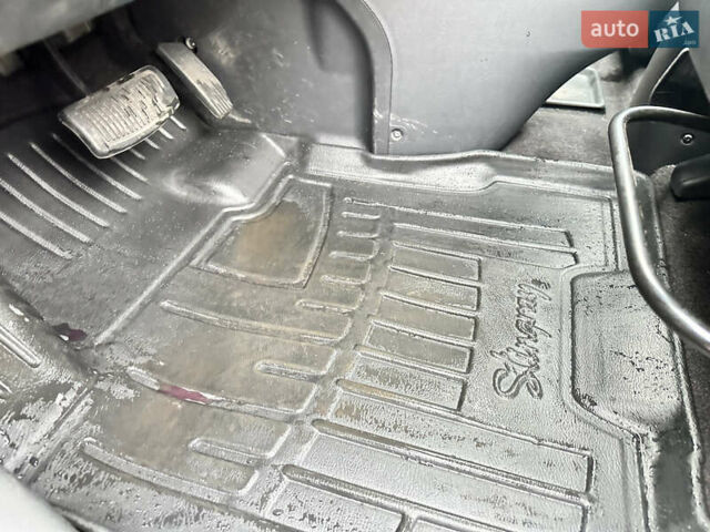 Чорний Хендай Туксон, об'ємом двигуна 2.66 л та пробігом 395 тис. км за 9950 $, фото 27 на Automoto.ua