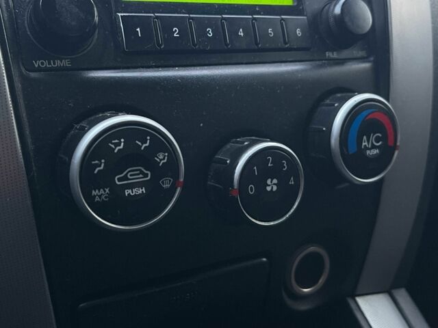 Чорний Хендай Туксон, об'ємом двигуна 2 л та пробігом 110 тис. км за 8750 $, фото 19 на Automoto.ua