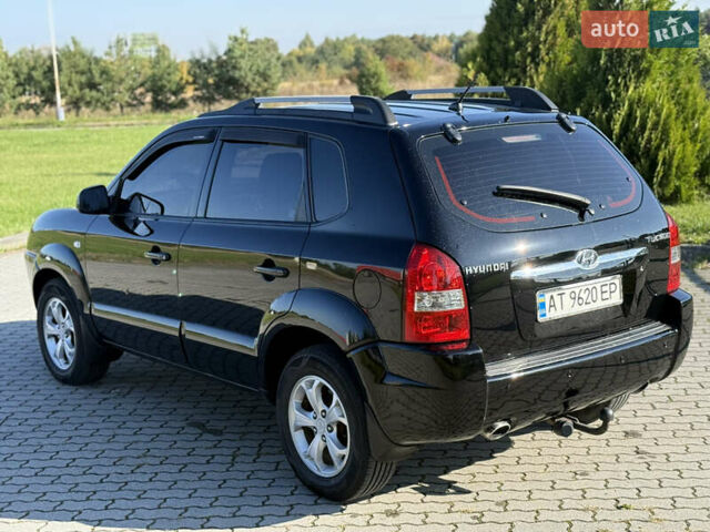 Хендай Туксон 2008 в Радехове на Automoto.ua Черный Хендай Туксон, объемом двигателя 1.98 л и пробегом 370 тыс. км за 7350 $, фото 38 на Automoto.ua