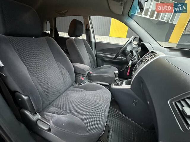 Чорний Хендай Туксон, об'ємом двигуна 2 л та пробігом 243 тис. км за 7999 $, фото 29 на Automoto.ua