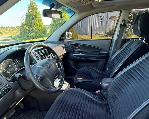 Хендай Туксон 2008 в Радехове на Automoto.ua Черный Хендай Туксон, объемом двигателя 1.98 л и пробегом 370 тыс. км за 7350 $, фото 61 на Automoto.ua