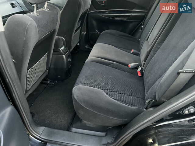 Черный Хендай Туксон, объемом двигателя 2 л и пробегом 276 тыс. км за 7450 $, фото 27 на Automoto.ua