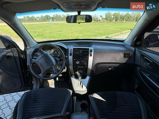 Хендай Туксон 2008 в Радехове на Automoto.ua Черный Хендай Туксон, объемом двигателя 1.98 л и пробегом 370 тыс. км за 7350 $, фото 79 на Automoto.ua