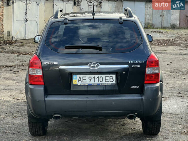 Чорний Хендай Туксон, об'ємом двигуна 2 л та пробігом 240 тис. км за 8500 $, фото 7 на Automoto.ua