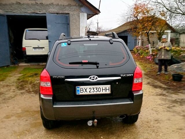 Черный Хендай Туксон, объемом двигателя 2 л и пробегом 0 тыс. км за 7800 $, фото 10 на Automoto.ua