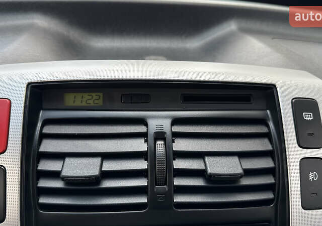 Черный Хендай Туксон, объемом двигателя 2 л и пробегом 67 тыс. км за 9999 $, фото 44 на Automoto.ua