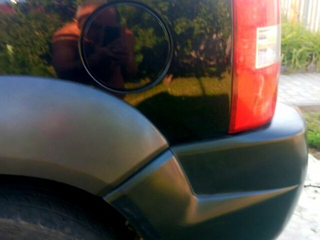 Черный Хендай Туксон, объемом двигателя 2 л и пробегом 0 тыс. км за 7500 $, фото 4 на Automoto.ua