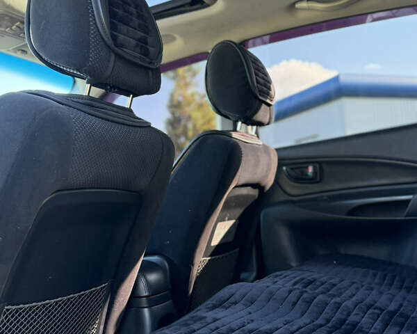 Хендай Туксон 2008 в Радехове на Automoto.ua Черный Хендай Туксон, объемом двигателя 1.98 л и пробегом 370 тыс. км за 7350 $, фото 71 на Automoto.ua