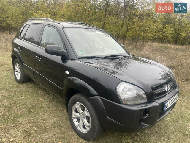 Хендай Туксон 2008 у Лубнах на Automoto.ua Чорний Хендай Туксон, об'ємом двигуна 1.98 л та пробігом 235 тис. км за 6999 $, фото 5 на Automoto.ua