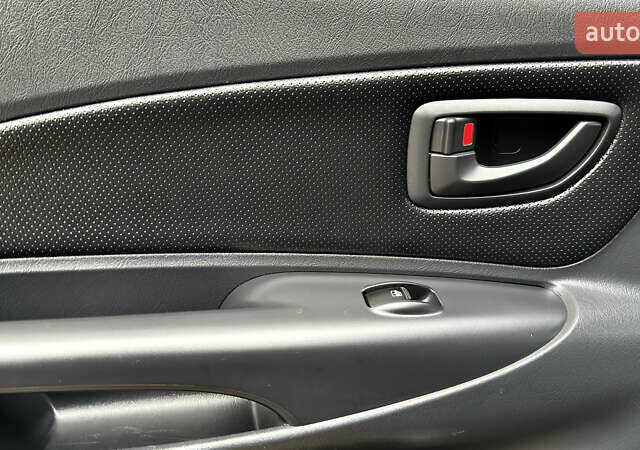 Чорний Хендай Туксон, об'ємом двигуна 2 л та пробігом 182 тис. км за 8299 $, фото 72 на Automoto.ua