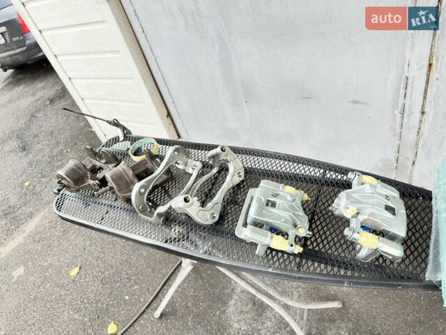 Чорний Хендай Туксон, об'ємом двигуна 2.66 л та пробігом 395 тис. км за 9950 $, фото 51 на Automoto.ua