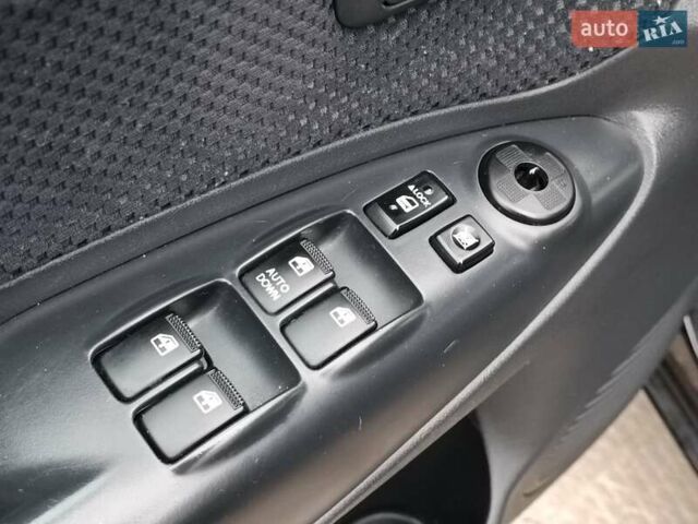 Черный Хендай Туксон, объемом двигателя 2 л и пробегом 192 тыс. км за 7990 $, фото 20 на Automoto.ua