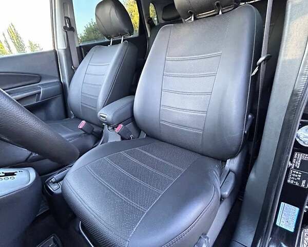 Черный Хендай Туксон, объемом двигателя 2 л и пробегом 230 тыс. км за 7500 $, фото 18 на Automoto.ua