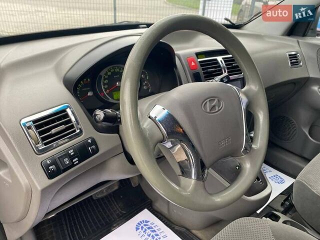 Чорний Хендай Туксон, об'ємом двигуна 1.98 л та пробігом 176 тис. км за 8500 $, фото 9 на Automoto.ua