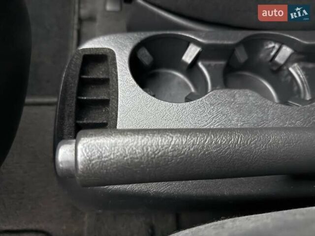 Черный Хендай Туксон, объемом двигателя 1.99 л и пробегом 240 тыс. км за 7200 $, фото 52 на Automoto.ua