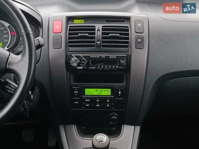 Черный Хендай Туксон, объемом двигателя 2 л и пробегом 192 тыс. км за 7990 $, фото 15 на Automoto.ua