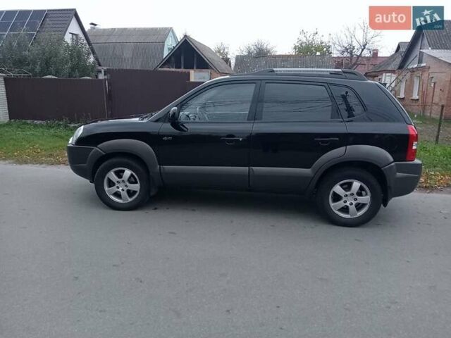 Хендай Туксон 2008 у Вінниці на Automoto.ua Чорний Хендай Туксон, об'ємом двигуна 1.98 л та пробігом 175 тис. км за 8800 $, фото 5 на Automoto.ua