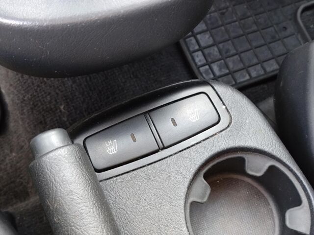 Черный Хендай Туксон, объемом двигателя 2 л и пробегом 82 тыс. км за 7490 $, фото 21 на Automoto.ua