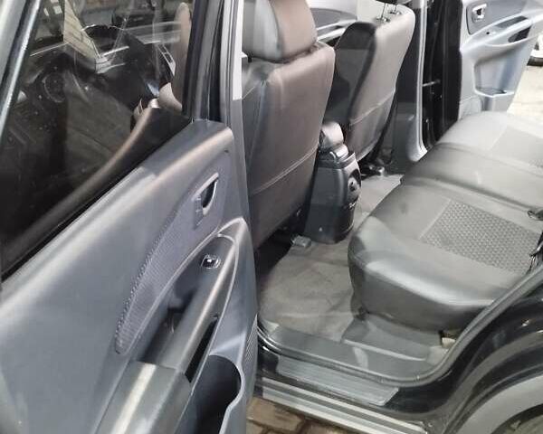 Хендай Туксон 2008 в Александрие на Automoto.ua Черный Хендай Туксон, объемом двигателя 1.98 л и пробегом 234 тыс. км за 8150 $, фото 11 на Automoto.ua