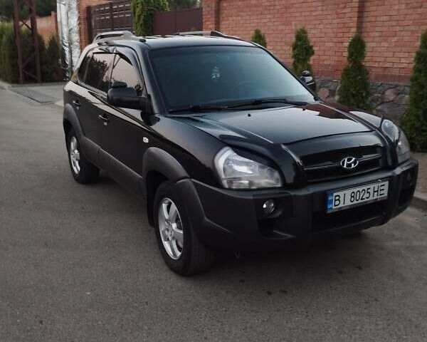 Хендай Туксон 2008 в Александрие на Automoto.ua Черный Хендай Туксон, объемом двигателя 1.98 л и пробегом 234 тыс. км за 8150 $, фото 3 на Automoto.ua