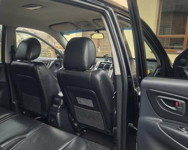 Чорний Хендай Туксон, об'ємом двигуна 1.99 л та пробігом 181 тис. км за 8150 $, фото 12 на Automoto.ua