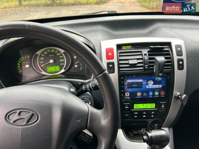 Хендай Туксон 2008 в Богодухове на Automoto.ua Черный Хендай Туксон, объемом двигателя 1.98 л и пробегом 268 тыс. км за 8500 $, фото 8 на Automoto.ua