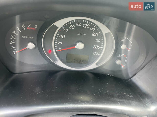 Черный Хендай Туксон, объемом двигателя 1.98 л и пробегом 177 тыс. км за 7600 $, фото 20 на Automoto.ua