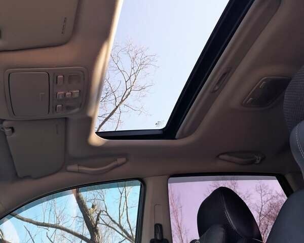Чорний Хендай Туксон, об'ємом двигуна 2 л та пробігом 191 тис. км за 8700 $, фото 5 на Automoto.ua