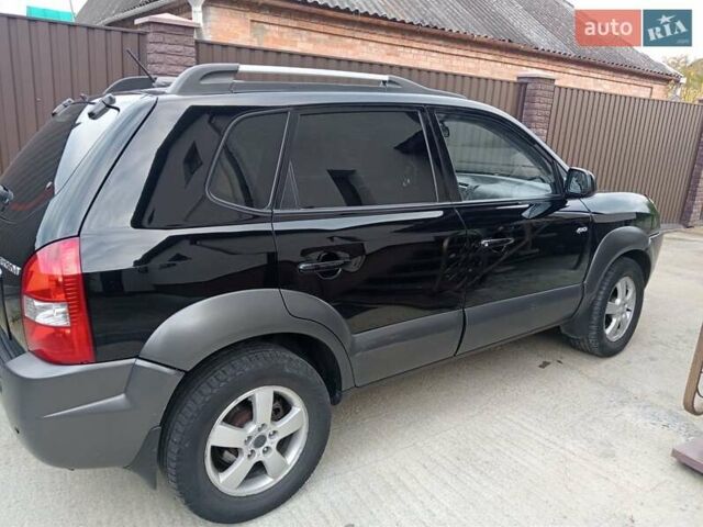 Хендай Туксон 2008 у Вінниці на Automoto.ua Чорний Хендай Туксон, об'ємом двигуна 1.98 л та пробігом 175 тис. км за 8800 $, фото 6 на Automoto.ua