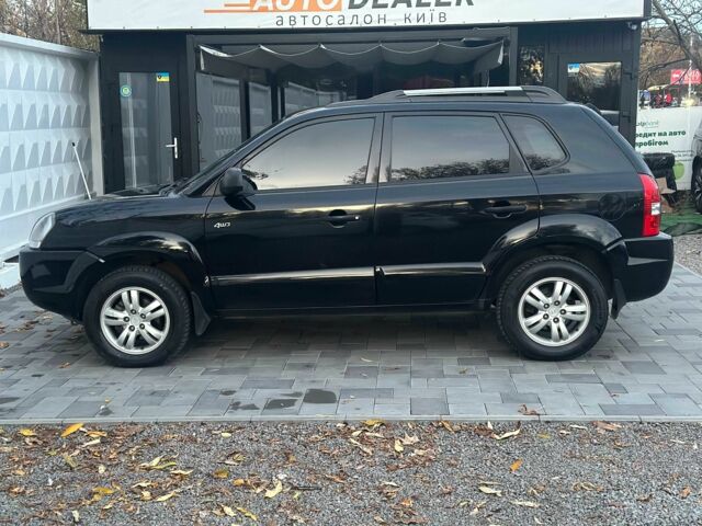 Чорний Хендай Туксон, об'ємом двигуна 2 л та пробігом 110 тис. км за 8750 $, фото 4 на Automoto.ua