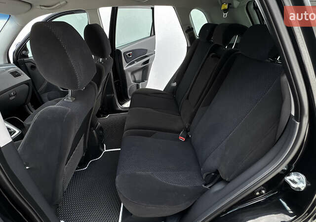 Черный Хендай Туксон, объемом двигателя 2 л и пробегом 67 тыс. км за 9999 $, фото 25 на Automoto.ua