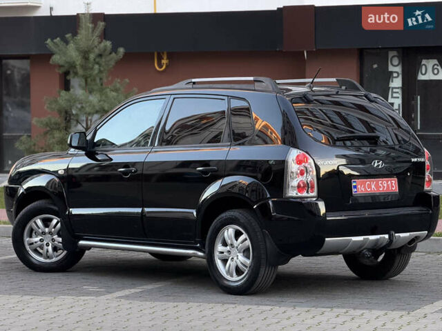Чорний Хендай Туксон, об'ємом двигуна 2 л та пробігом 156 тис. км за 7850 $, фото 20 на Automoto.ua