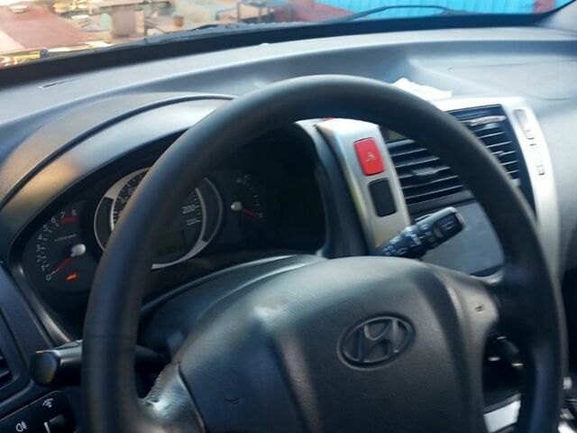 Черный Хендай Туксон, объемом двигателя 2 л и пробегом 0 тыс. км за 7500 $, фото 10 на Automoto.ua